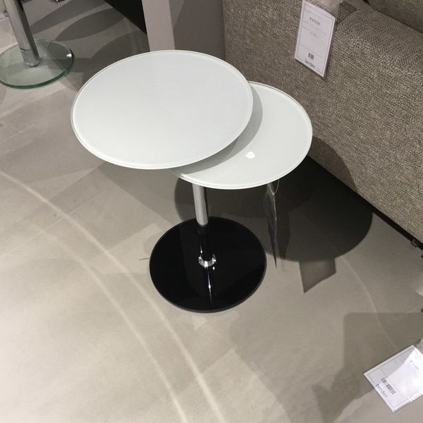 Ronald Schmitt Gonzales bijzettafel
