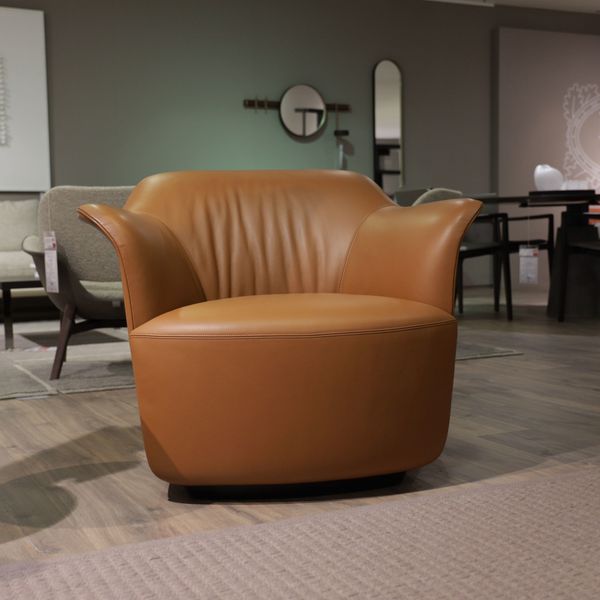 Poltrona Frau Aida fauteuil