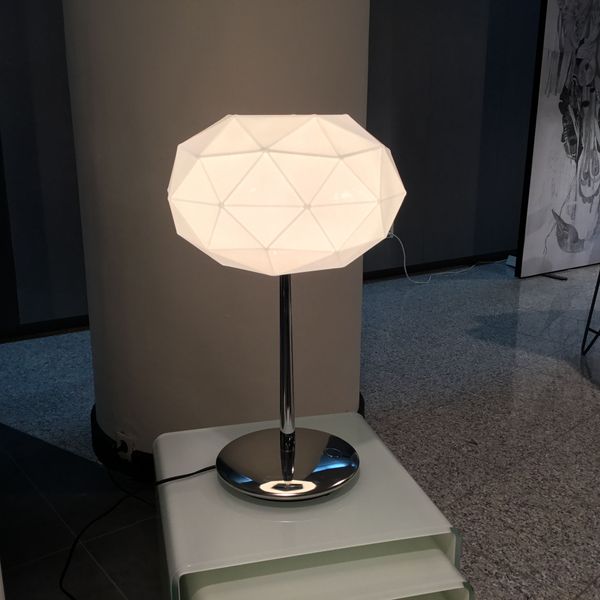 Artemide Soffione Stelo tafellamp