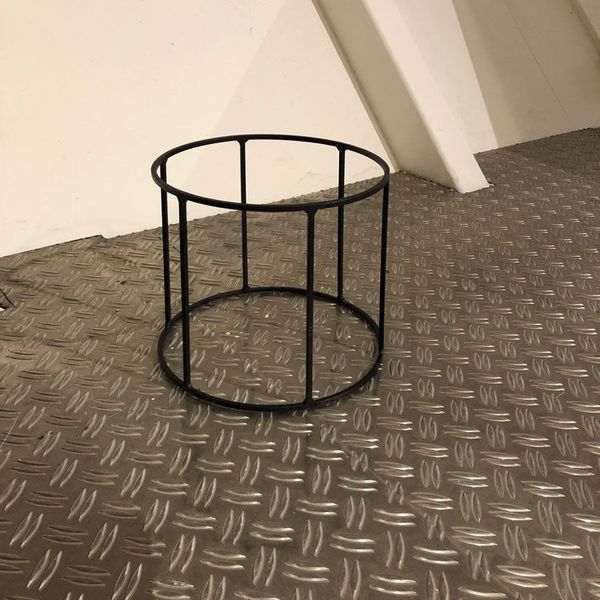 MENU Wire Base 202 Plantenstandaard