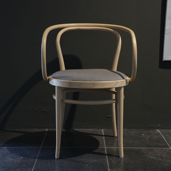 Thonet 209 Pure Materials eetkamerstoel - Showroom