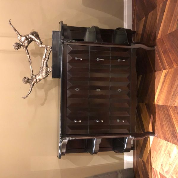 Grange commode  - Showroom