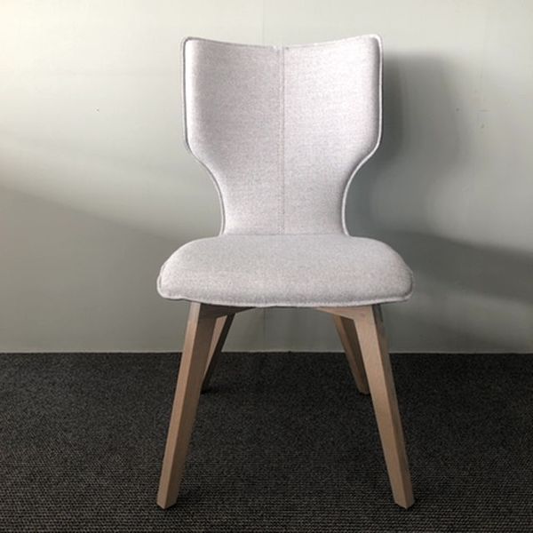 Bert Plantagie Joni Wood eetkamerstoel - Showroom