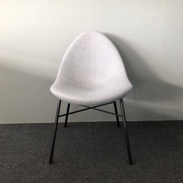 Bert Plantagie Joni eetkamerstoel - Showroom