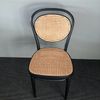 Thonet 215 R eetkamerstoel - Zijaanzicht links