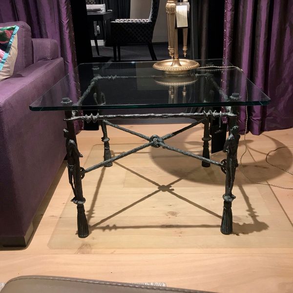 Johan Jorna Staande mannen Bijzettafel  - Showroom