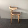 Thonet 233 P eetkamerstoel - Vooraanzicht