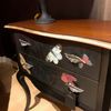 Grange Louis XV "Zwart Papillon" commode  - Vooraanzicht