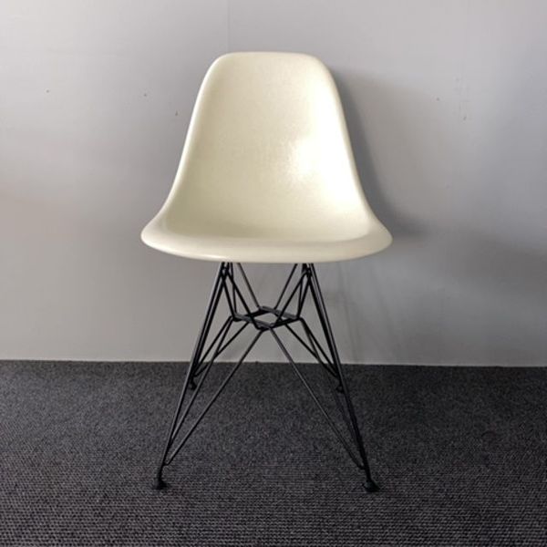 Vitra DSR eetkamerstoel - Showroom