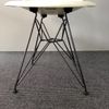 Vitra DSR eetkamerstoel - Details