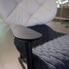 Moroso Klara fauteuil met poef - Details