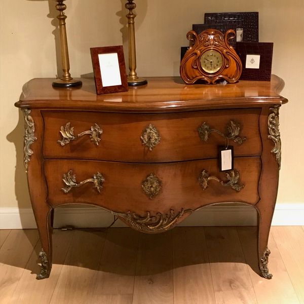 Moissonnier 573B Lodewijk XV commode - Showroom