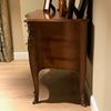Moissonnier 573B Lodewijk XV commode - Zijaanzicht rechts