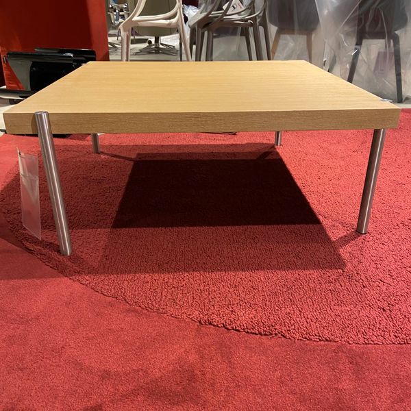 Artifort Palladio salontafel - Vooraanzicht