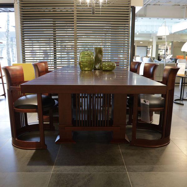Cassina Allen eettafel - 280x106 met Barrel eetkamerstoel (set van 6) - Showroom
