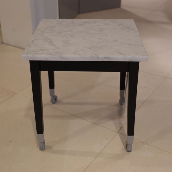 Driade Neoz bijzettafel - Showroom