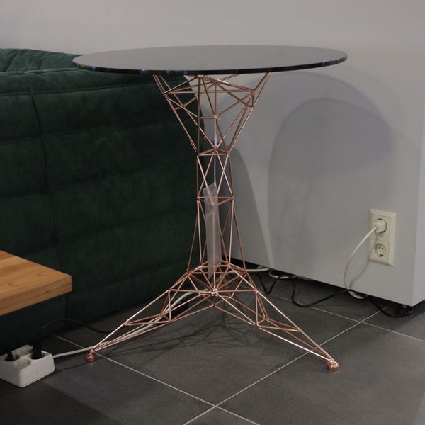 Tom Dixon Pylon bijzettafel - Showroom