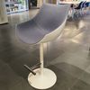 Cassina Passion barkruk - Zijaanzicht rechts