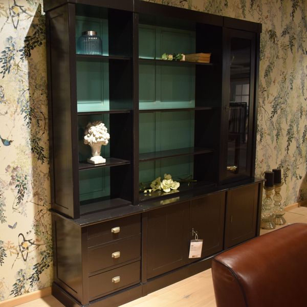 Grange T900 en T550 wandkast - Showroom