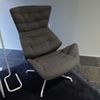Thonet 808 draaifauteuil met poef - Zijaanzicht links