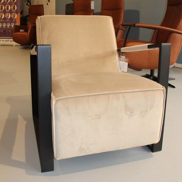 SEVN Nolan Fauteuil - Showroom