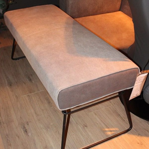 Bogard poef - Showroom