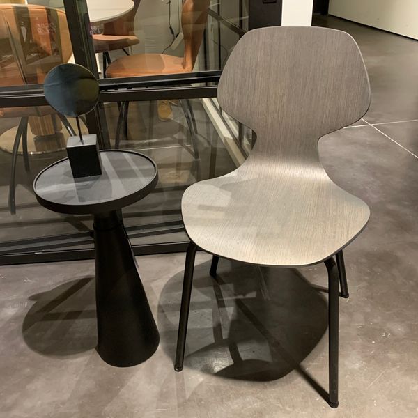 Pode Chiba eetkamerstoel - Showroom