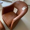 LABEL vandenberg Sedeo fauteuil met poef  - Zijaanzicht rechts