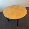 Very Good & Proper Metal Dowel eettafel - Ø120 - Zijaanzicht links