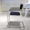 Thonet S0140 All Seasons eettafel - 160x100 met All Season eetkamerstoel (set van 4) - Zijaanzicht rechts