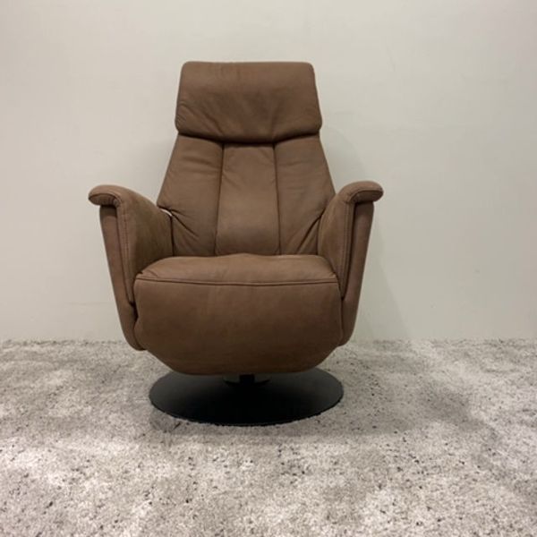 Prominent S-100 M relaxfauteuil - Sta op - Showroom