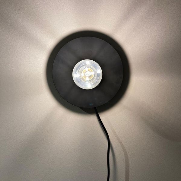 Lambert & Fils Dot wandlamp - Showroom