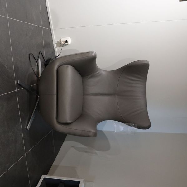 Leolux Ysolde Up relaxfauteuil - Showroom