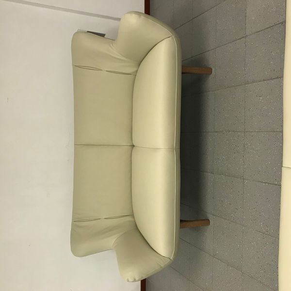 Leolux Julita  3-zitsbank met 2,5-zitsbank - Showroom